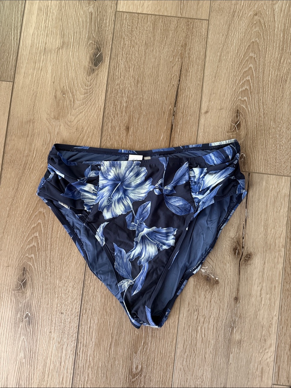La Blanca Navy Blue Floral Swim Bottoms